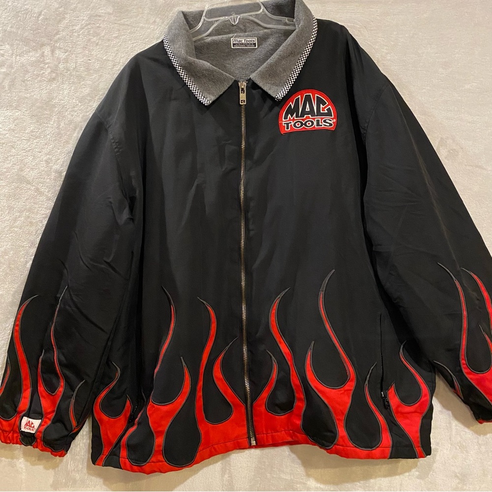 Mac Tools Jacket Men’s 2XL Black Full Zip Lined Flames
Embroidered Mechanic Logo